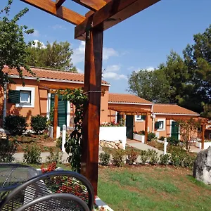 Koversada Naturist Park Kompleks wypoczynkowy