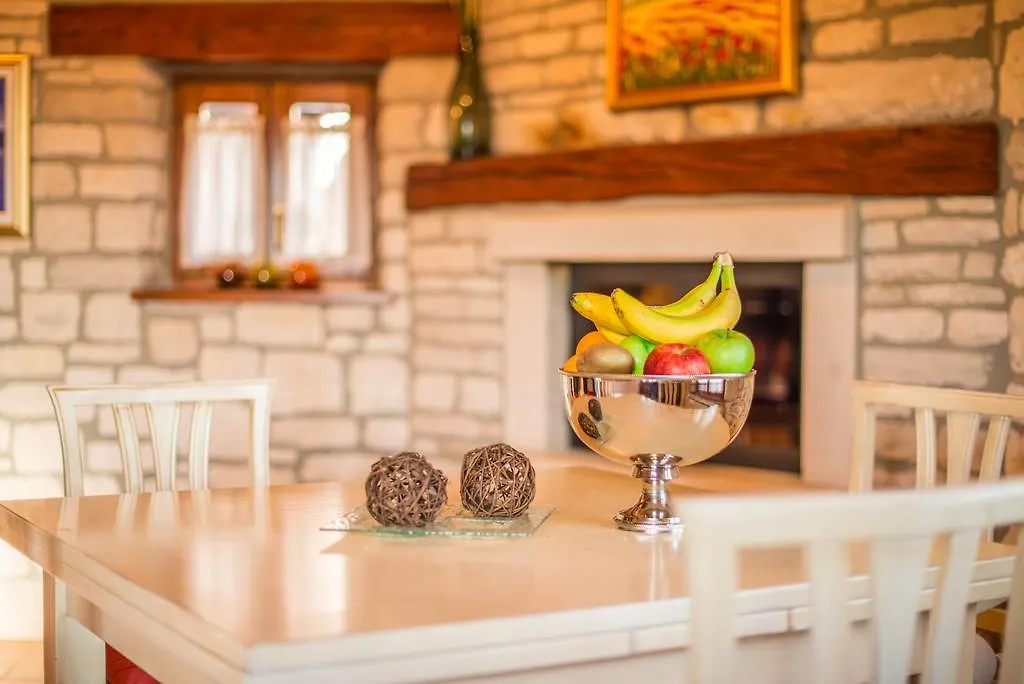 Aparthotel Katalyma 828 Kanfanar Croatia