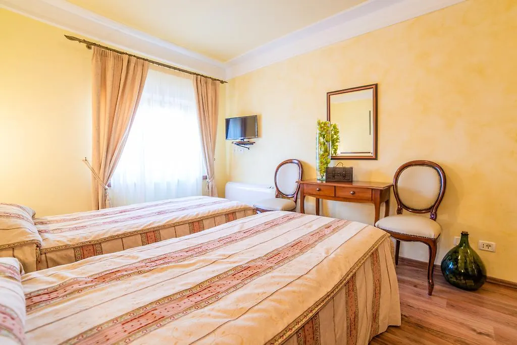 **** Hotel Aparthotel Katalyma 828 Kanfanar Croatia